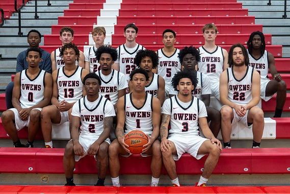 Owens Basketball Teams Show Growth and Drive as Season Progresses