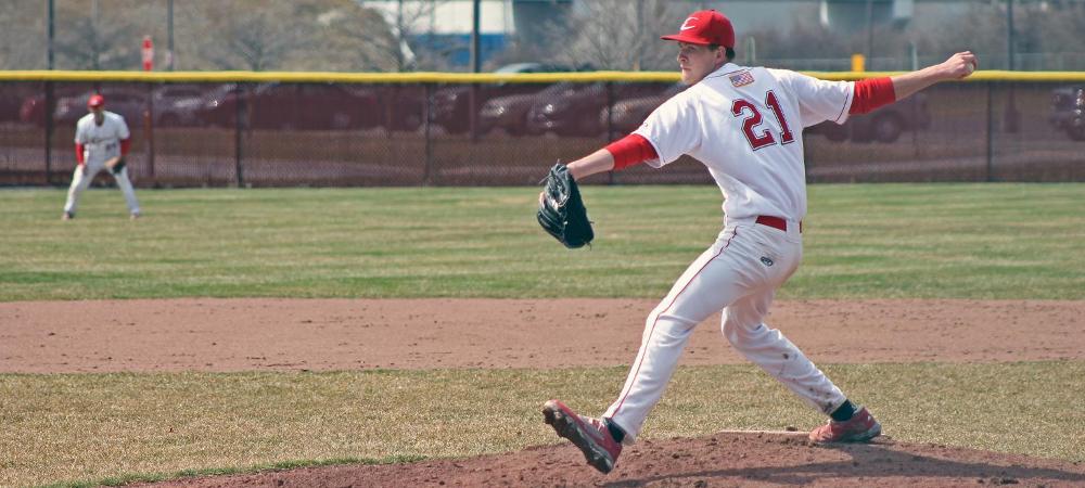 Robbie Bekier improved to 4-4 with a big win in today's 1-0 victory over Vincennes University. Photo by Nicholas Huenefeld/Owens Sports Information