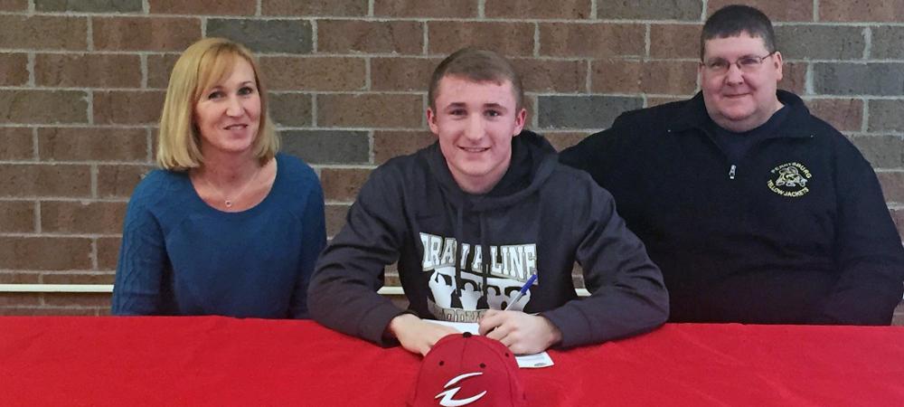 Zach Honsberger is joined by his family on signing day. Photo by Owens Sports Information