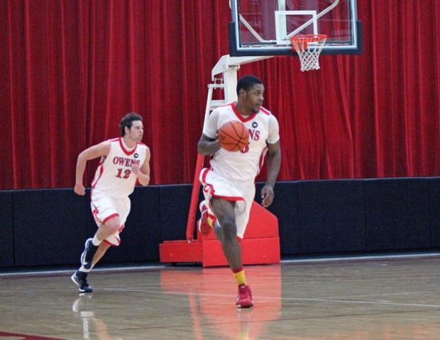 James Kelly had a triple-double (30 points, 12 rebounds and 10 steals) to lead the Express men past Cuyahoga 96-80 tonight. Photo by Dave Harrand/Owens Sports Information
