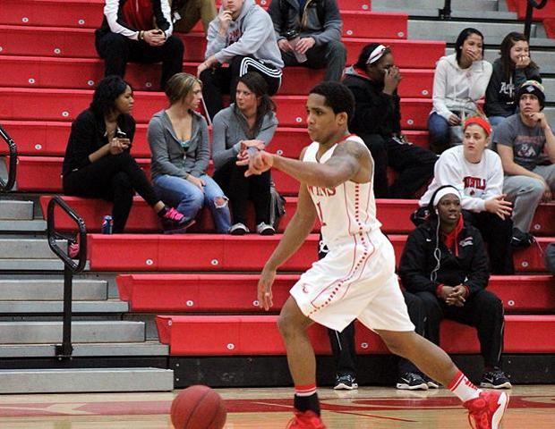 Shaakir Lindsey directs traffic in the second half. The freshman had 13 points and 12 assists to help the No. 8 Express men's basketball team secure a 91-86 win over Lakeland Community College tonight. Photo by Nicholas Huenefeld/Owens Sports Information