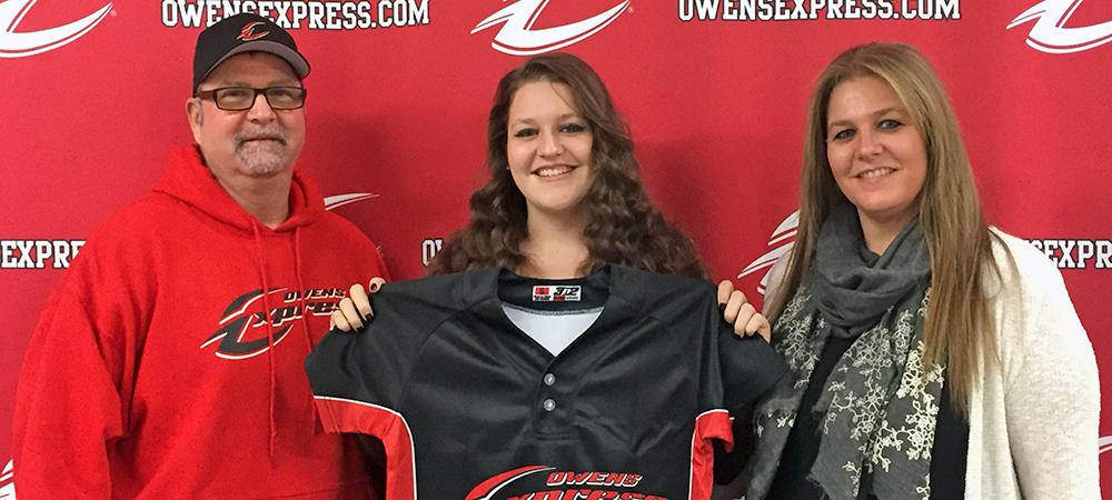 Josie Monroe is pictured here with her parents on signing day. Photo by Owens Sports Information