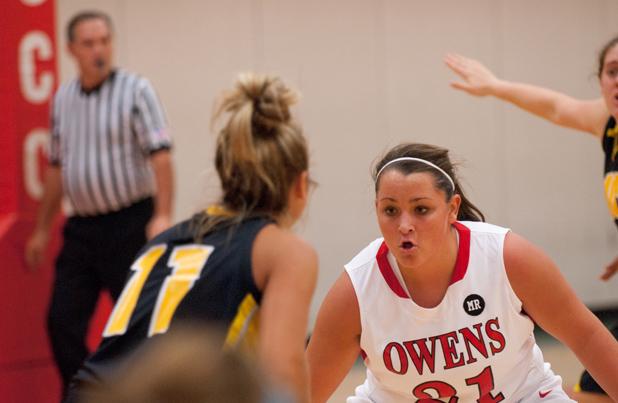 Mackenzie Heacock scored a team-high 16 points in a 78-48 win over Kellogg. Photo by Seth Foley