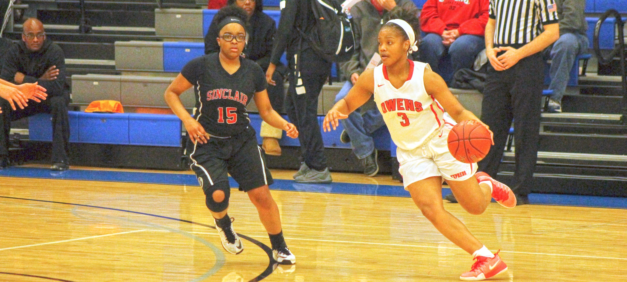 Defensive Effort Helps #5 Express Capture Crucial Conference Win Over #11 Sinclair