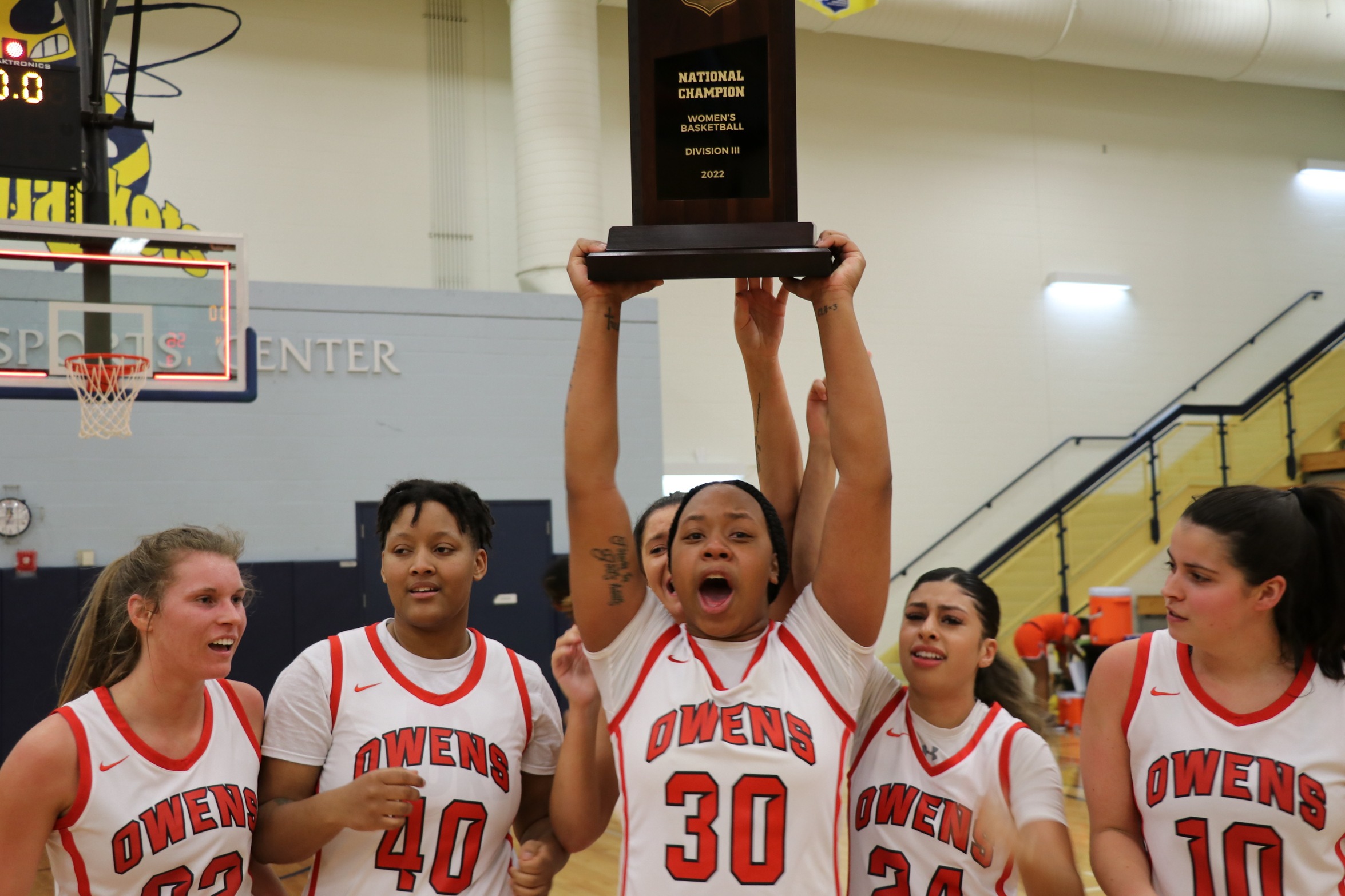 2021-22 Woman's Basketball National Champions, the Owens Express