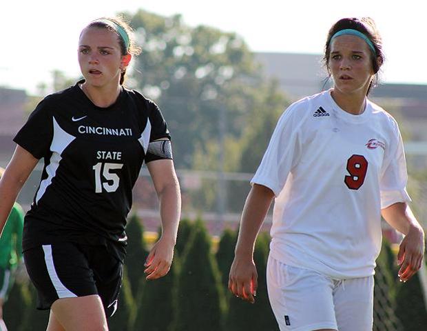 Jessica Grindle, right, looks to follow the action late in today's 5-0 win over Cincinnati State. The sophomore scored three goals. Photo by Nicholas Huenefeld/Owens Sports Information