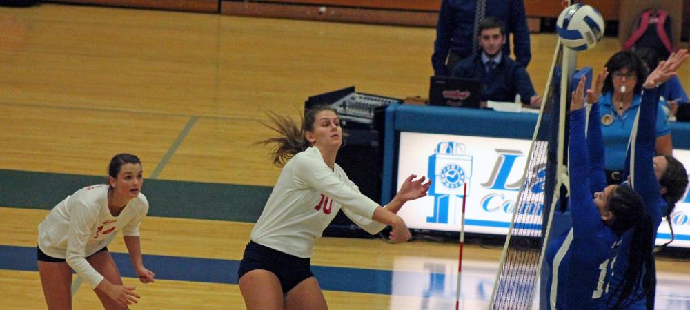 Devon Heitkamp tied her season-high with 13 kills in tonight's win over Lakeland. Photo by Nicholas Huenefeld/Owens Sports Information