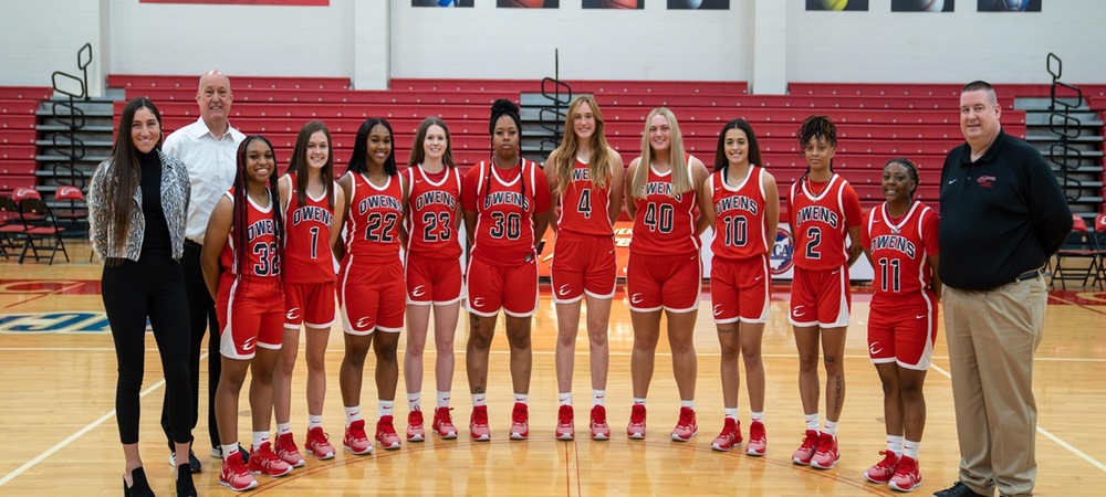 2023-2024 Women's Basketball